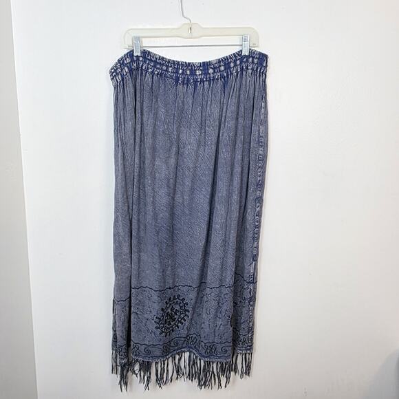 Just Cruising Navy White Embroidered Tassels Festival Boho Maxi Skirt Size 2XL - Picture 4 of 5